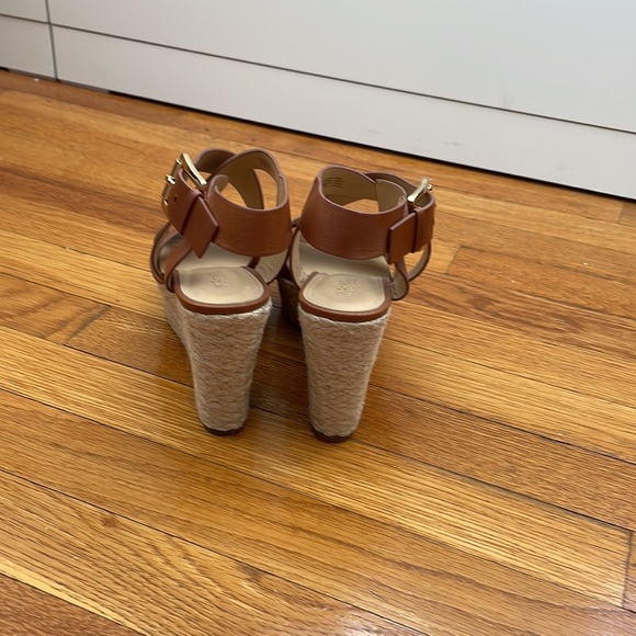 Michael Kors Wedges - Picture 3 of 8